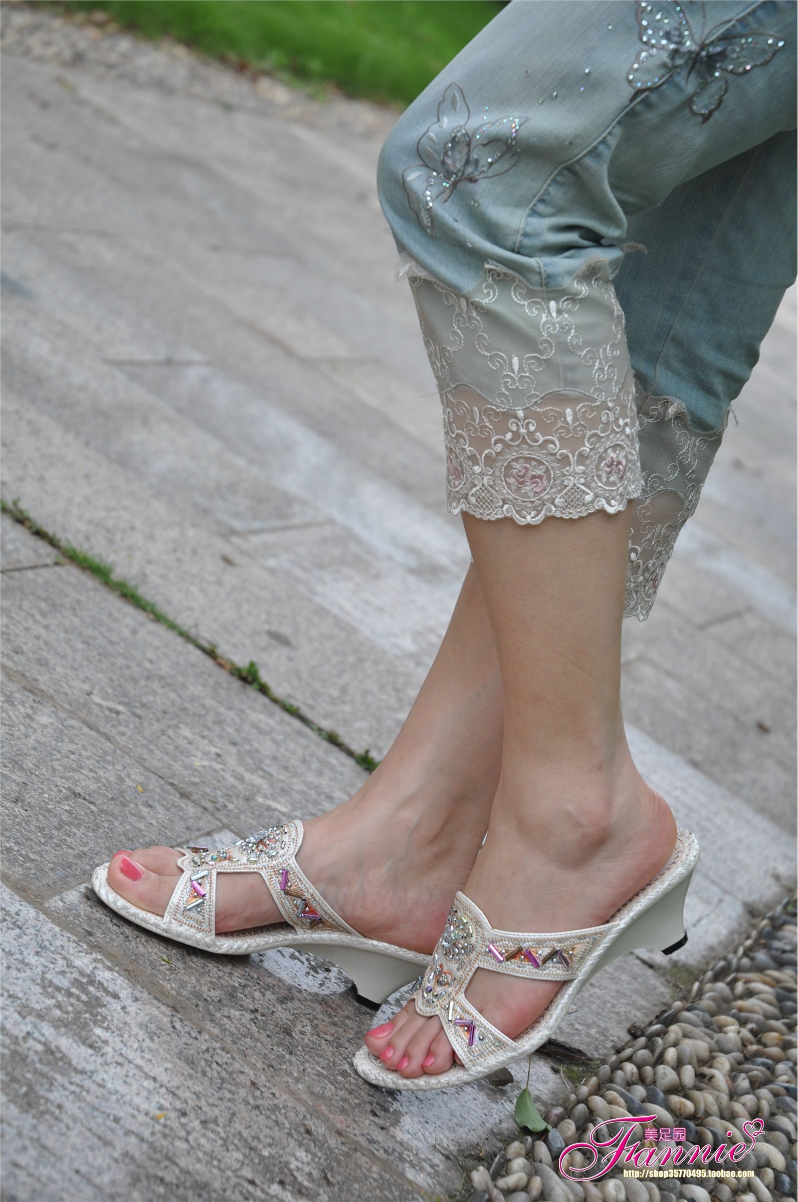 夏日阳光、细雨和微风（1） 芬妮高清丝足